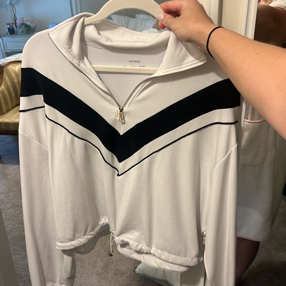 OYSHO quarter zip cropped jacket